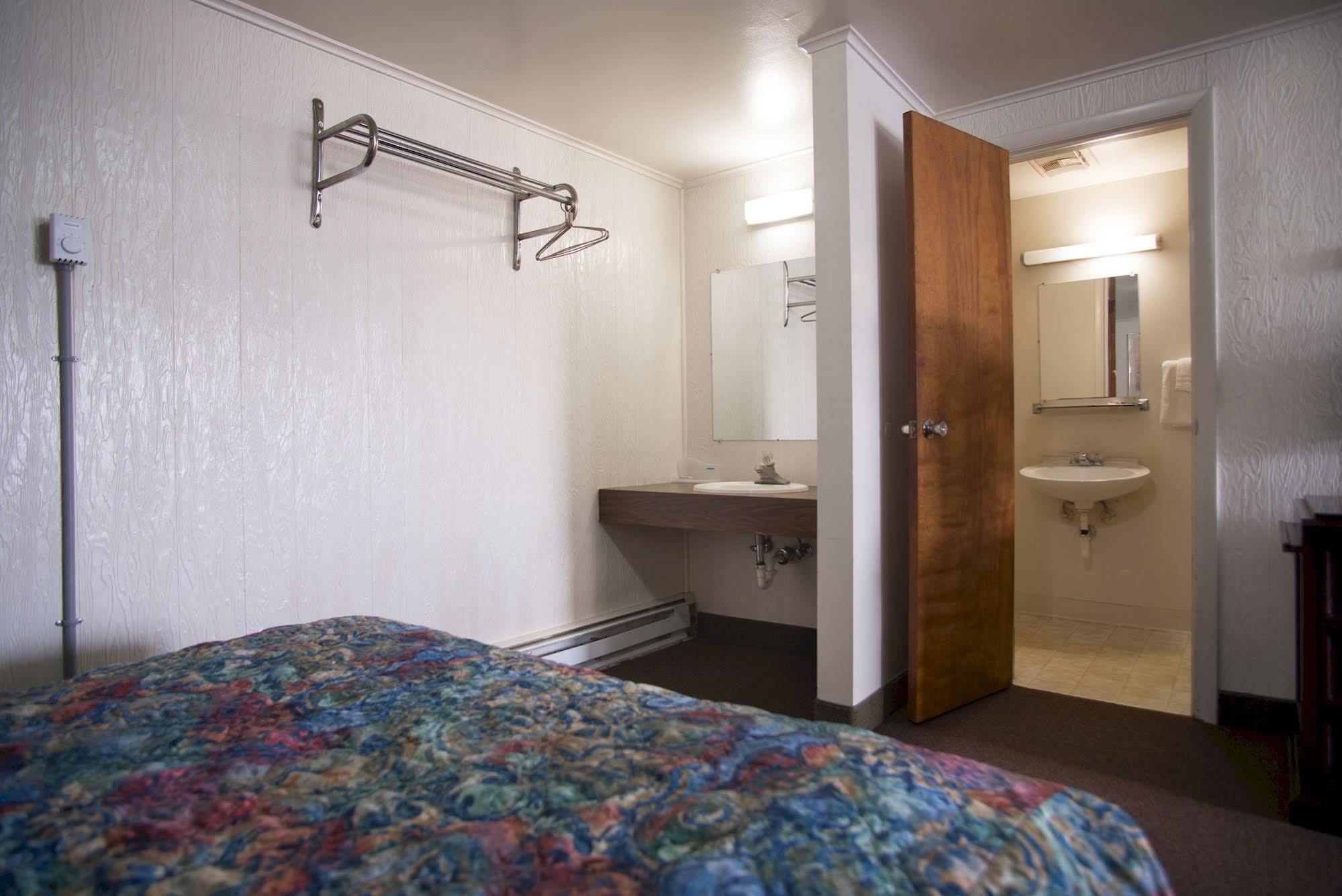 Motel Rosemount 2*
