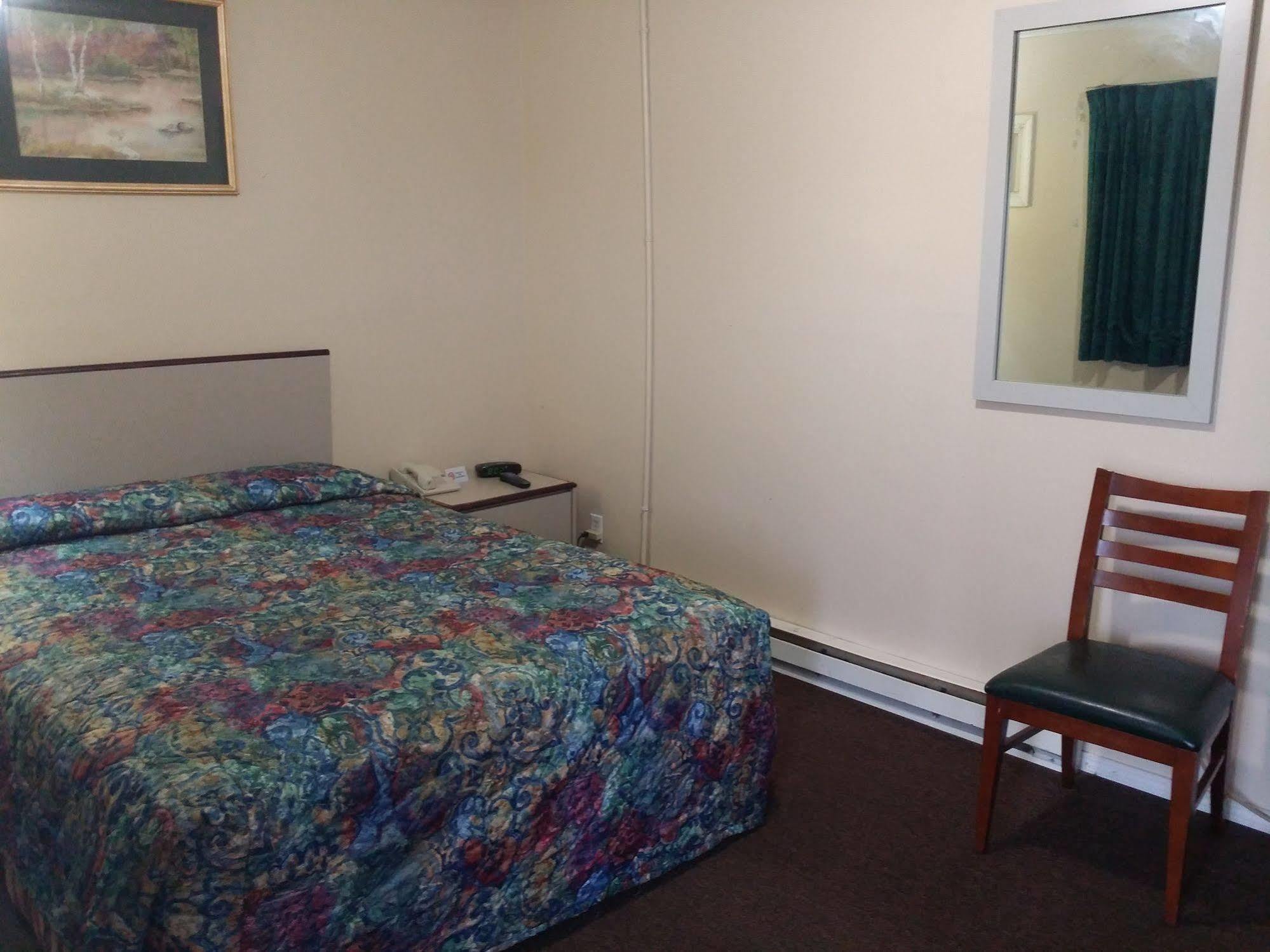 Rosemount Motel
